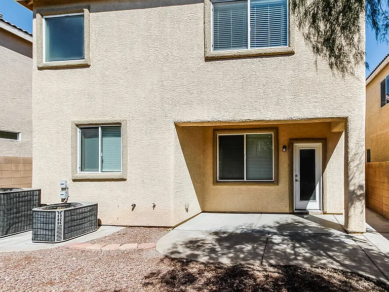 9081 Sheffield Garden Ave — Photo 15