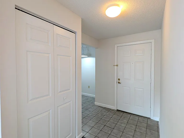 155 Beacon St #3 — Photo 9