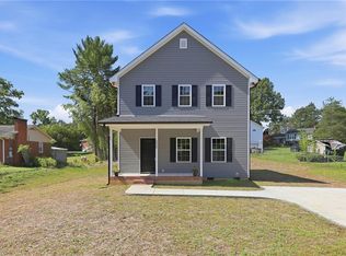 2808 Reynolds Park Rd, Winston Salem, NC 27107