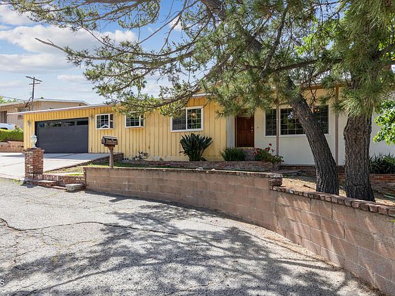 3rd image of 6940 Bellclaire St