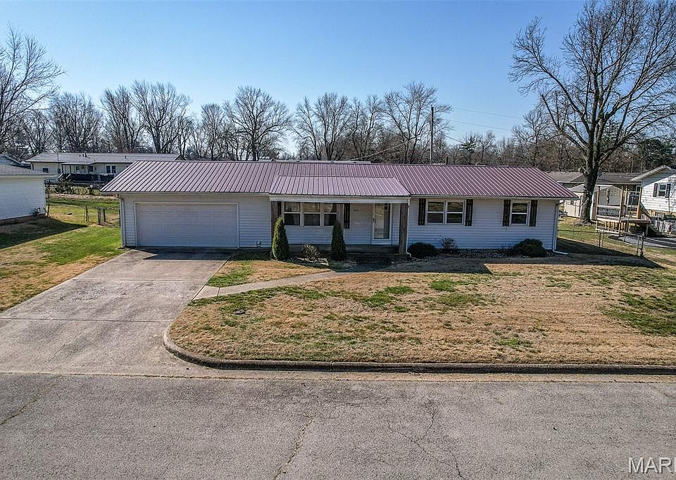 1st image of 265 Rainbow Dr