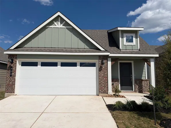 900 Lady Bird Ln, College Station, TX 77845