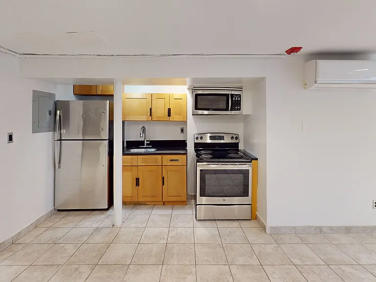 19 Fulton St — Photo 8