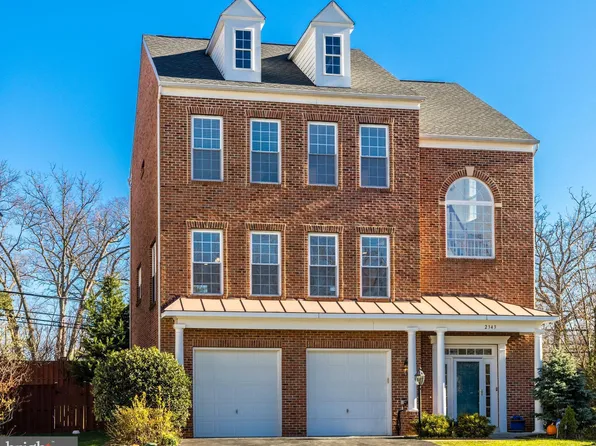 2343 Brittany Parc Dr, Falls Church, VA 22043