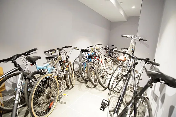 Rented by Lofts and Flats LLC | media 38