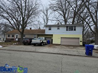 2419 S Jackson St #1/2, Appleton, WI 54915
