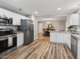 3904 YARBOROUGH Drive, Jacksonville, FL 32277