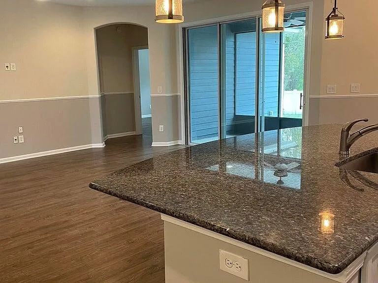 81051 Leeside Ct — Photo 10