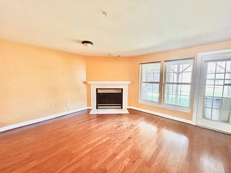 14115 Parker Farm Way — Photo 4