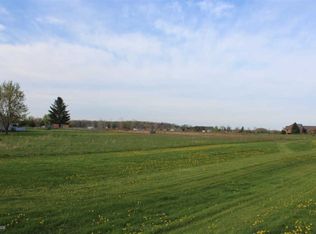 15189 Putt R Dr, Capac, MI 48014