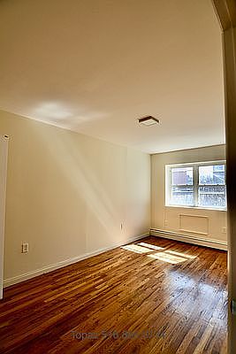 2nd image of 616 Kosciuszko St #4