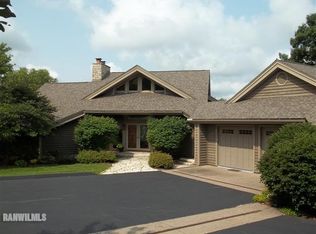 4 Fawn Ln, Galena, IL 61036