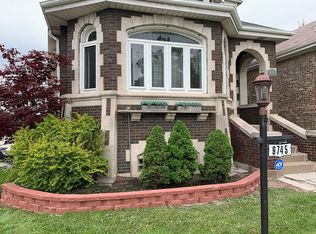 9745 S Green St, Chicago, IL 60643