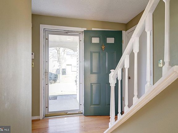 5th image of 19020 Jamieson Dr