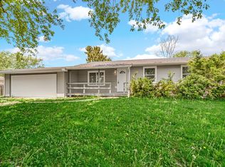 405 Newcastle Rd, Valparaiso, IN 46385