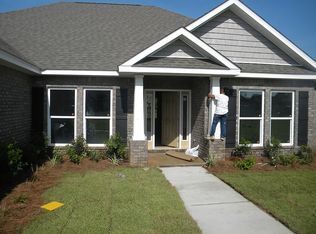 712 Parish Lakes Dr, Foley, AL 36535