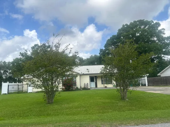 137 Lee Rd, Eunice, LA 70535