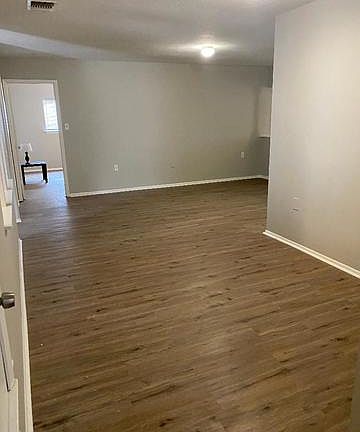 5th image of 5911 Lake Falls Dr