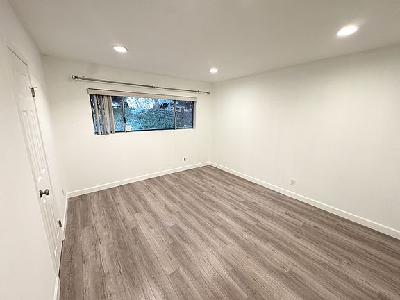 3rd image of 2700 N Cahuenga Blvd E APT 1-1205
