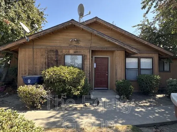1270 E Tustin Cir, Tulare, CA 93274