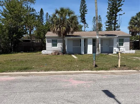 14016 E Parsley Dr, Saint Petersburg, FL