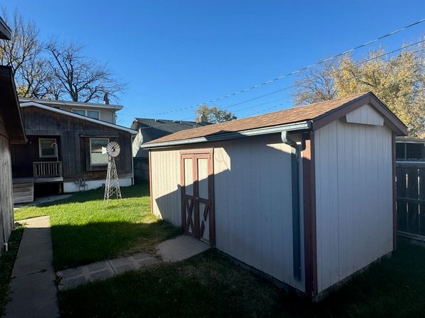 1914 Monroe St, Great Bend, KS 67530