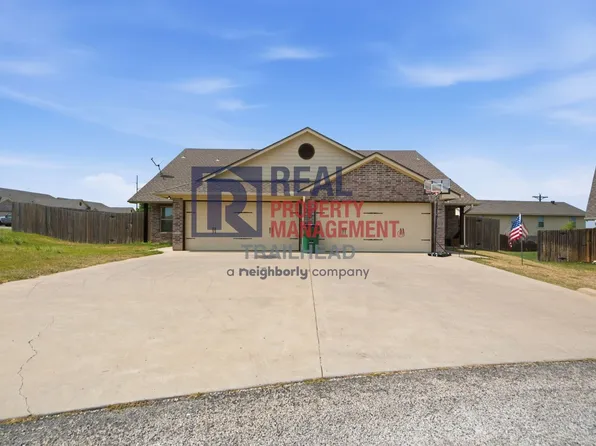 901 Dart Court, 901 Dart Ct #901, Granbury, TX 76049
