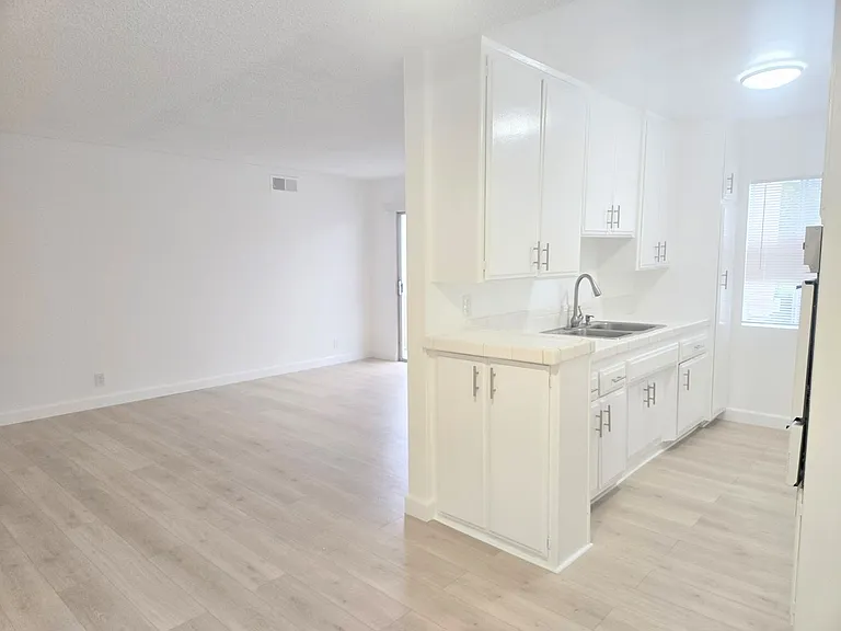 8750 Topanga Canyon Blvd #6 — Photo 5
