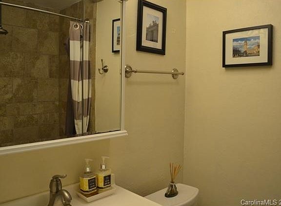 5th image of 351 Sweetgum Dr APT D