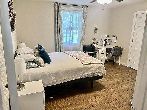 5th image of 6804 Avenue F
