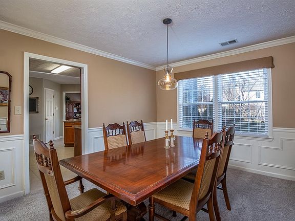 5th image of 709 Fernwood Ct