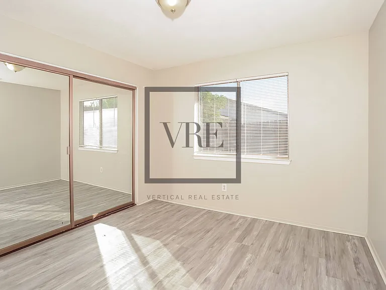 43813 San Francisco Ave — Photo 12