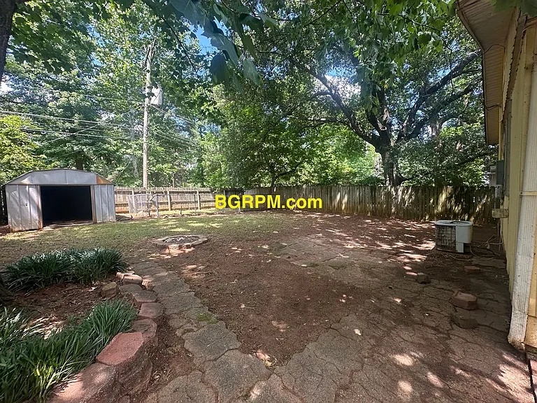 1004 Ferrell Dr — Photo 11