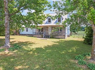 27694 Longview Ln, Seligman, MO 65745