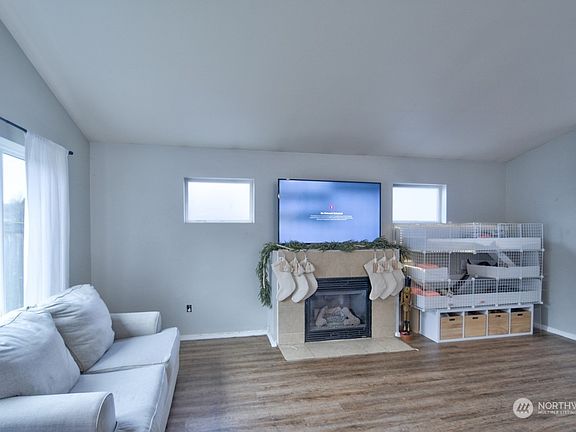 4th image of 2837 Alyssa Court SE