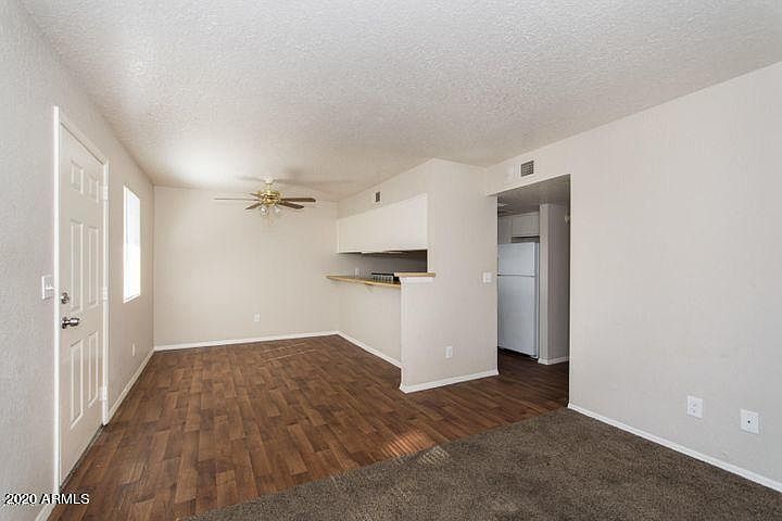 2nd image of 18202 N Cave Creek Rd APT 221