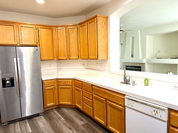 5th image of 3737 Far Niente Way #1