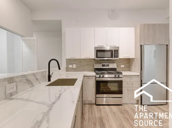 2525 S Wabash Ave #304, Chicago, IL 60616