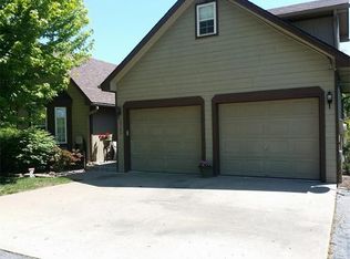 2709 N Old Atherton Rd, Independence, MO 64058