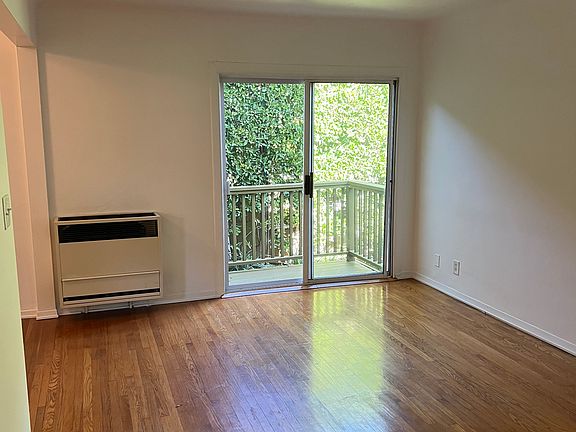 4th image of 8925 Keith Ave #8925