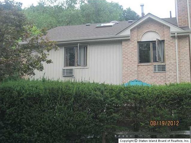 1st image of 112 North Dr
