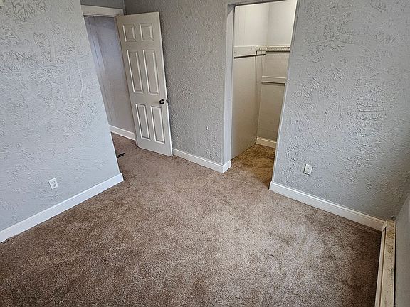 4th image of 38 Baldwin Ave #3