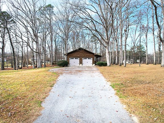 5th image of 304 County Road 475