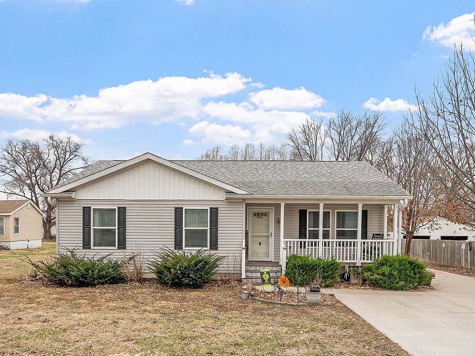 1st image of 270 NW 51st Pl