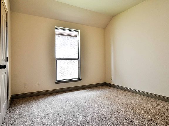 4th image of 1905 Pavillion Ln