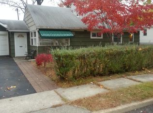 548 John St, Teaneck, NJ 07666