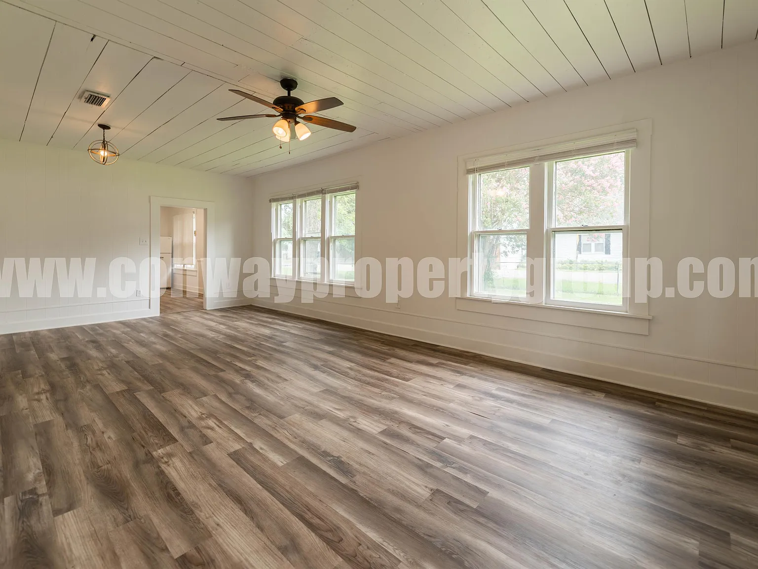 1404 Clifton Street - 1404 — Photo 1