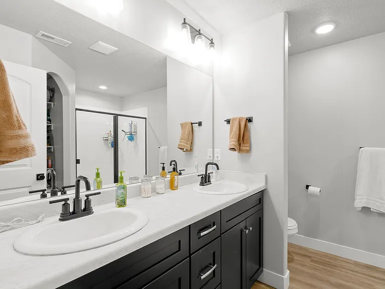 3928 W Hardman Way #4 — Photo 12