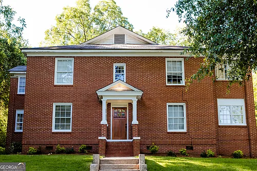 111 E Screven St Photo 1