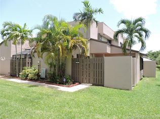 1251 NW 123rd Ave, Pembroke Pines, FL 33026